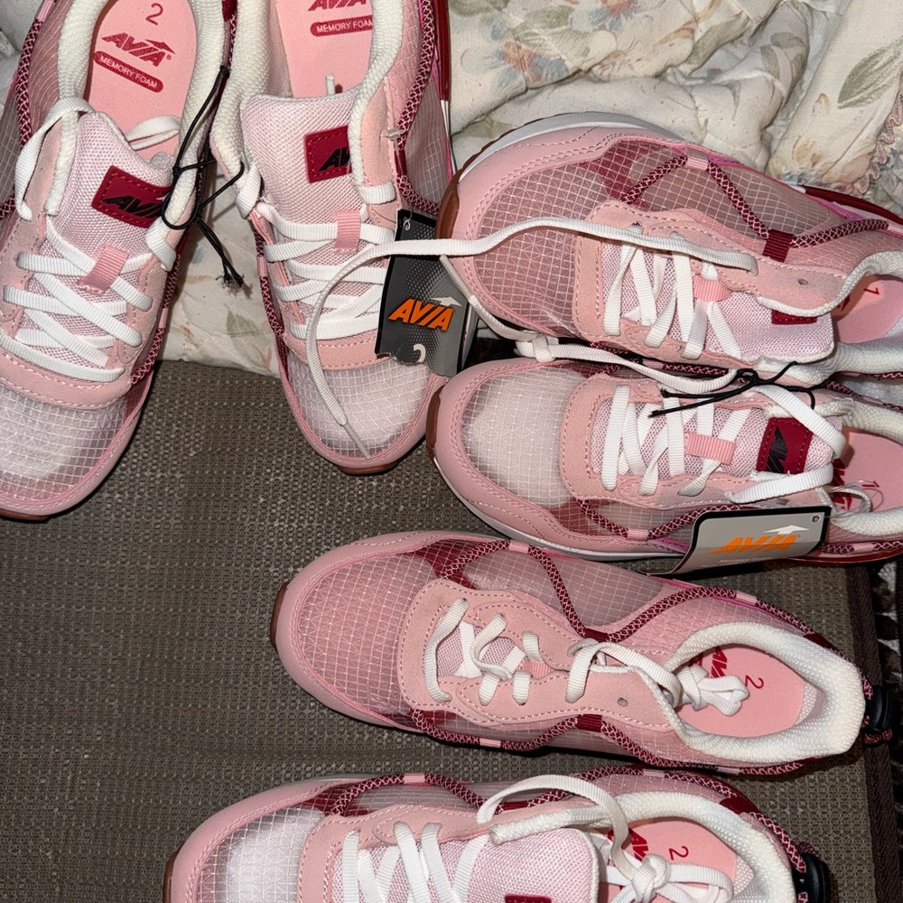 Avia girls Light Pink and White Athletic Shoes